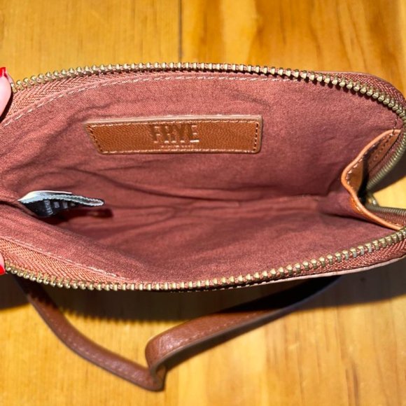 Frye Melissa Leather Wristlet Cognac Brown 100% Leather - Picture 3 of 4